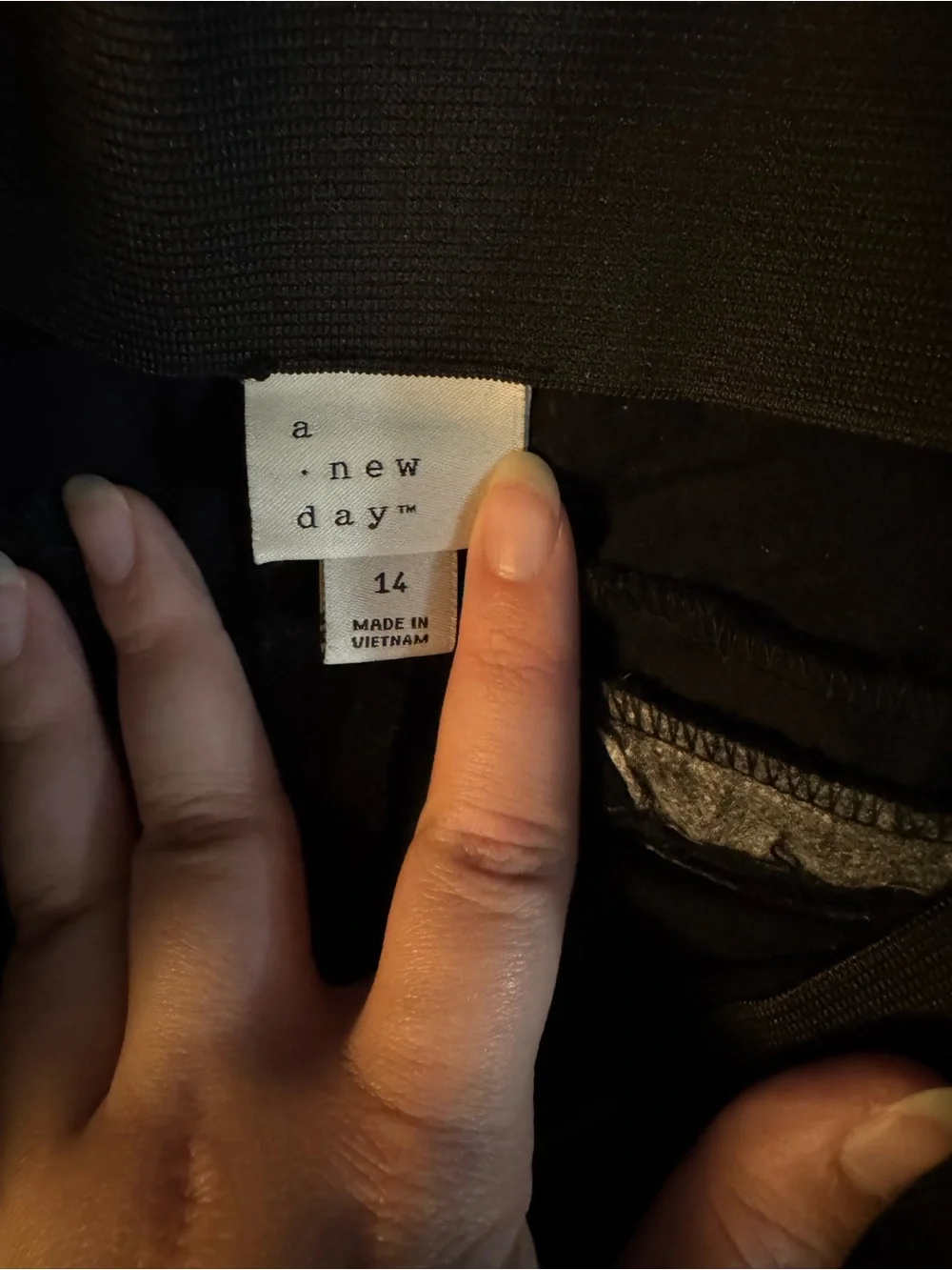 a new day Black Cropped Pull-On Stretch Pants